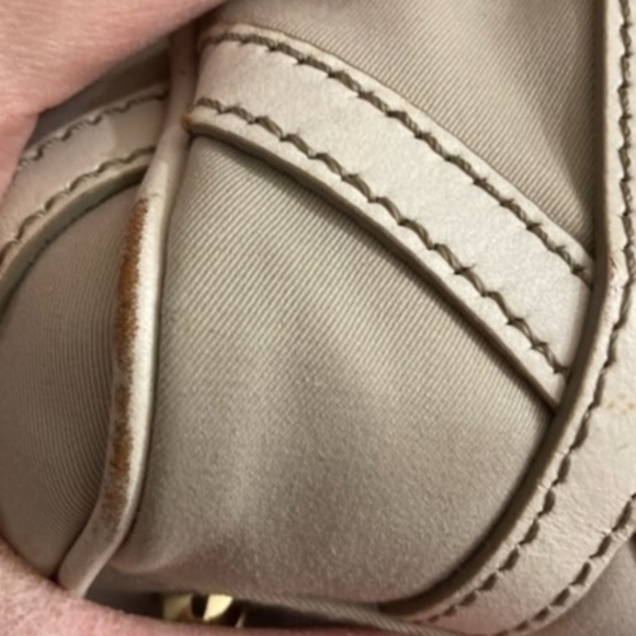 Burberry Canterbury tote bag in khaki and white leather - Picture 8 of 13